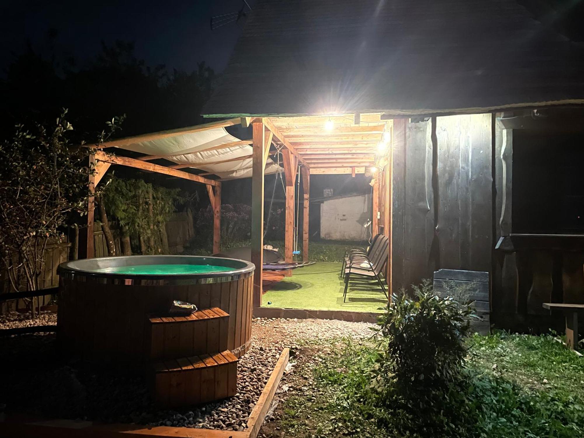 Dom Z Sauna - Lugiele Dzierwiany エクステリア 写真