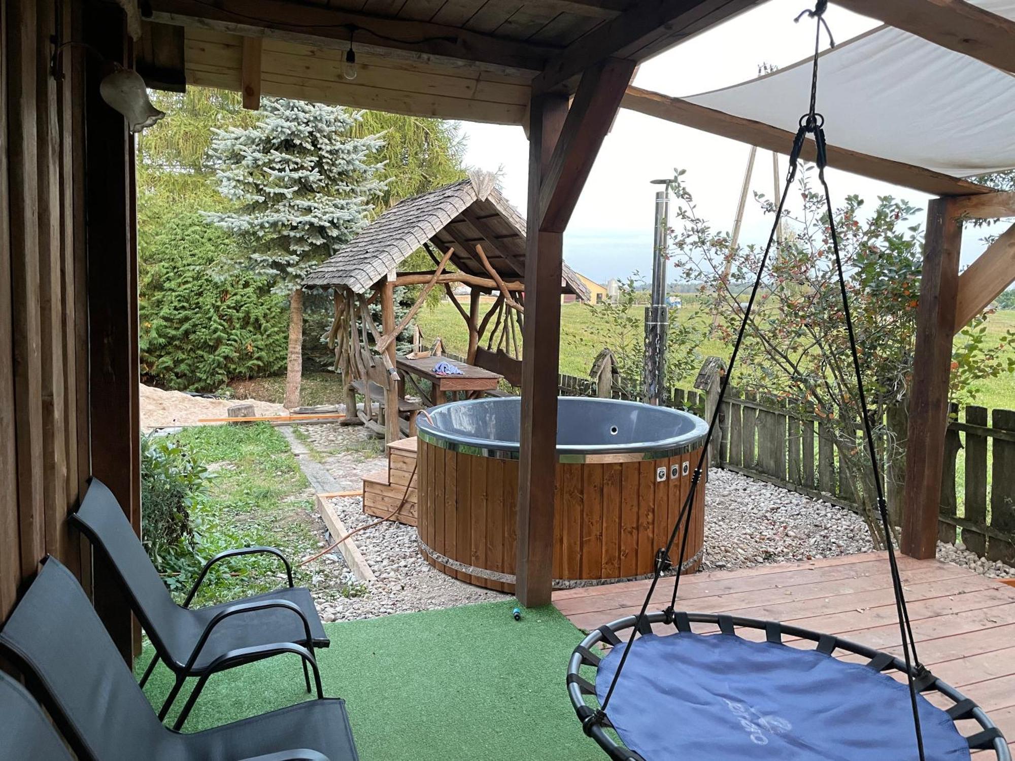 Dom Z Sauna - Lugiele Dzierwiany エクステリア 写真